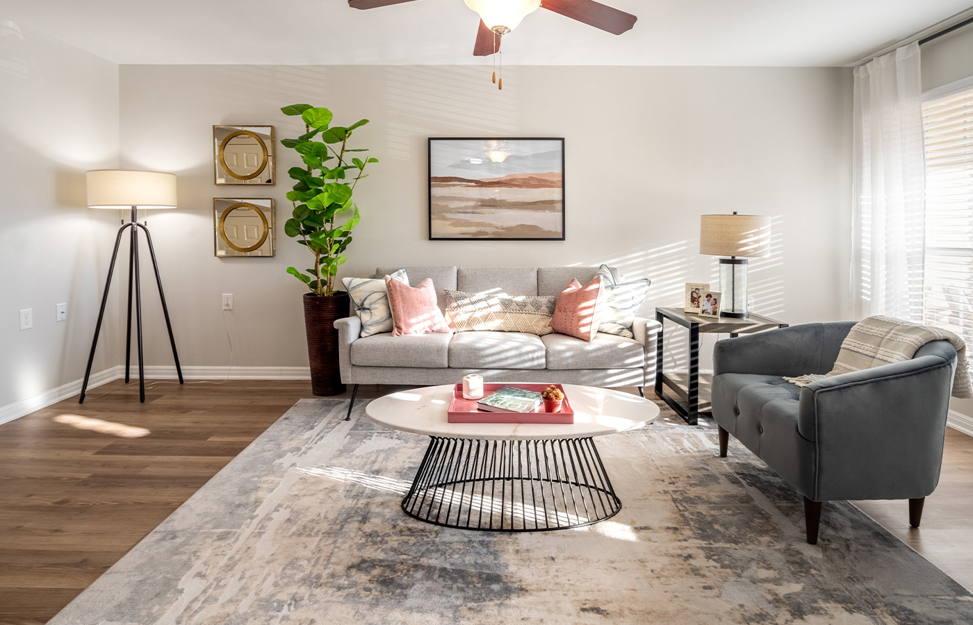 Photos The Watermark at Broadway Cityview